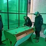 ,,астері