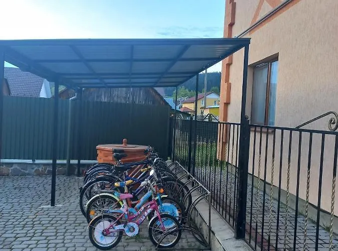 Konukevi ,,астері