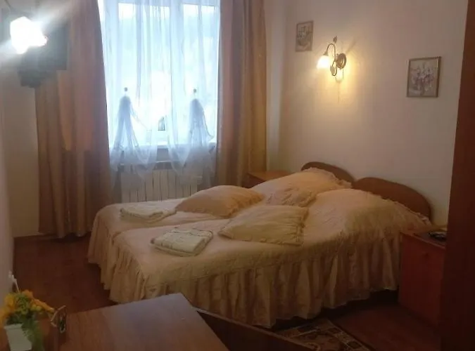 ,,астері